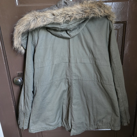 Jacket - Picture 2 of 3